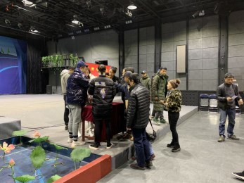 獻出一份愛心，托起一片希望