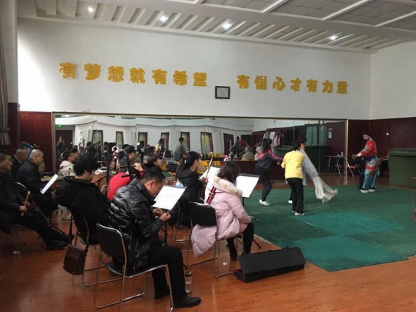 數(shù)九之中練本領(lǐng)，正月為民送歡樂——甘肅演藝集團秦腔藝術(shù)劇院認真?zhèn)鋺?zhàn)正月演出任務(wù)