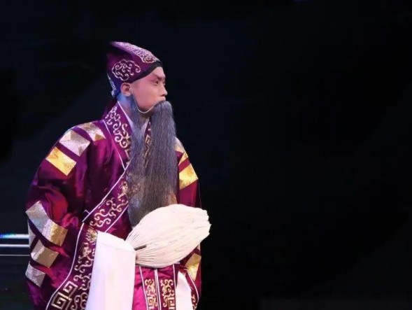 2020年黃河之濱藝術節(jié)《國韻京聲》京劇專場演出在美麗的母親河畔精彩開鑼