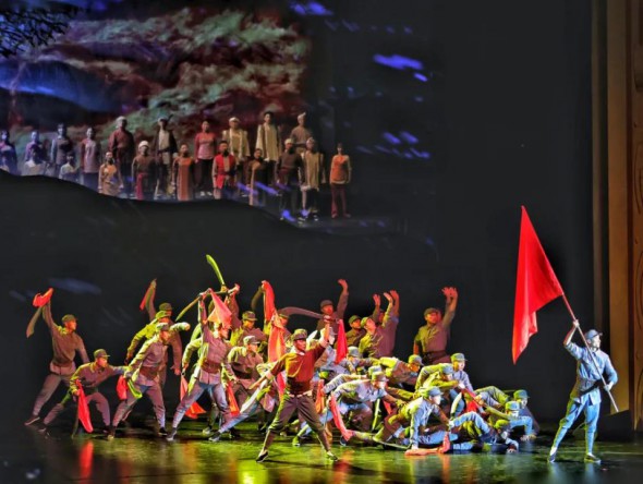 甘肅省慶祝中國共產(chǎn)黨成立100周年文藝演出《致敬百年》在蘭隆重舉行！