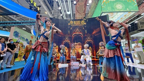 從舞臺(tái)表演到科技體驗(yàn)，第21屆深圳文博會(huì)甘肅演藝集團(tuán)打造傳統(tǒng)文化的現(xiàn)代表達(dá)范式